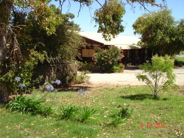 Tooleybuc Country Roads Motor Inn エクステリア 写真